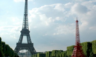 Turnul Eiffel are un "frate"