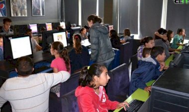 Campania naţională umanitară “Dăruieşte bucurie” se încheie cu două mega concerte