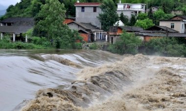 Furtuni puternice şi viituri în China
