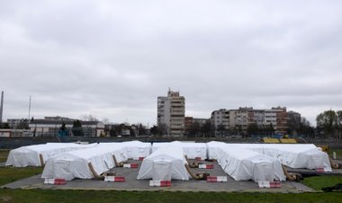 Continuă lucrările de instalare a Sistemului Modular Medical de Izolare și Tratament de la Constanța