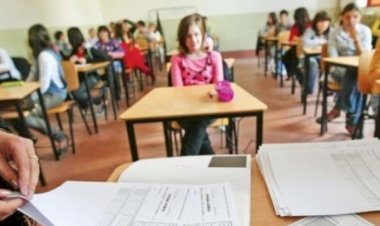 Ludovic Orban anunţă o sesiune specială şi pentru Bacalaureat. Când vor avea loc examenele