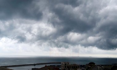 Atenționare meteo: Cod galben de vânt puternic și ploi torențiale la Constanța