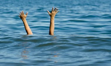 Două persoane aflate în pericol de înec în Mamaia. Un copil este resuscitat, cealaltă victimă nu a fost încă găsită