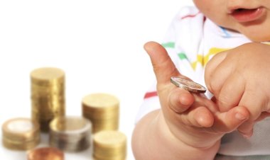Cîţu: Guvernul a stabilit majorarea alocaţiei de stat pentru copii începând din anul 2022