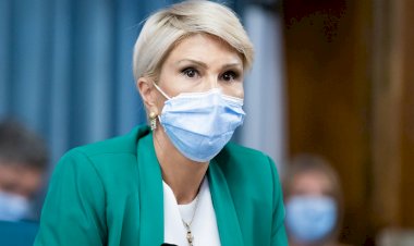 Raluca Turcan: Unele sporuri au fost inventate. Unele instituții se lefăie pe bani publici