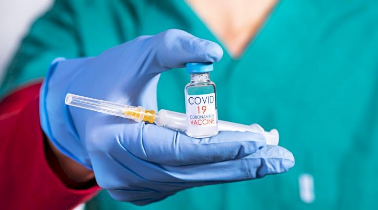 Klaus Iohannis: Mă voi vaccina public anti-Covid