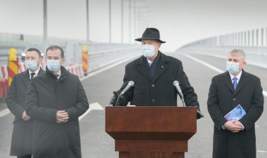 Iohannis, la deschiderea tronsonului A7: Aici se vede foarte clar ce a însemnat o guvernare pesedistă inutilă