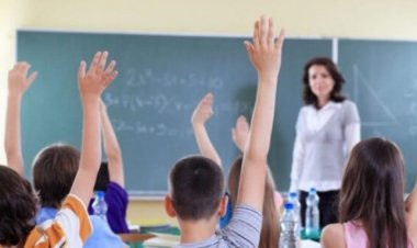 Nou regulament de funcţionare a şcolilor. Elevii nu mai pot fi exmatriculaţi