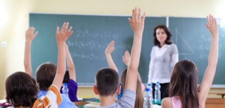 Peste 56 la sută dintre profesori nu vor să se vaccineze împotriva COVID-19