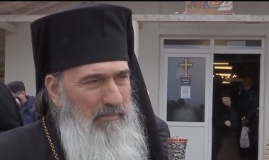 ÎPS Teodosie, după tragedia bebelușului mort: Nu vom schimba ritualul botezului! Nu ne intimidăm