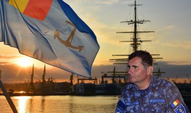 Ovidiu Oprea prezintă expoziția Flota Maritimă a României văzută prin ochii fotografului militar