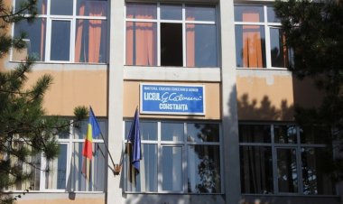 Sucursala Regională Constanța a BNR, a derulat acțiuni online de educație financiară la Liceul George Călinescu