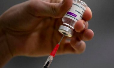 Trei cadre medicale vaccinate cu AstraZeneca, internate în spital cu cheaguri de sânge