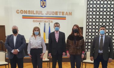 Asociația Patronală RESTO i-a înmânat prefectului Silviu Coșa, Manifestul RESTO