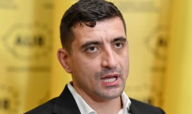 Simion: AUR doreşte plecarea cât mai rapidă a acestui Guvern prin toate mijloacele democratice