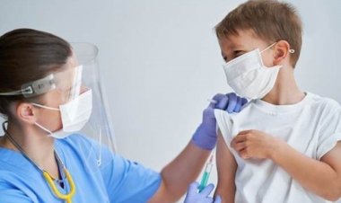 Pfizer va testa o a treia doză de vaccin anti-Covid pentru copiii sub 5 ani