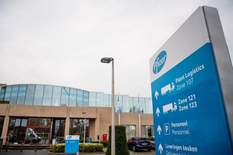 Pfizer face concedieri în Belgia şi transferă o parte dintre activităţi în România