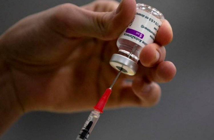 Trei cadre medicale vaccinate cu AstraZeneca, internate în spital cu cheaguri de sânge