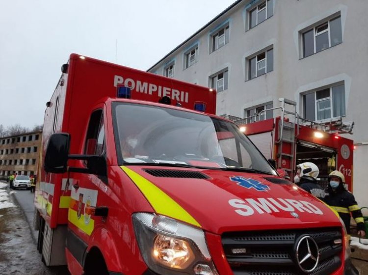 Un nou incendiu la un spital din România, 71 de persoane au fost evacuate