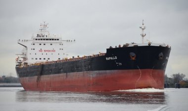 Marinari români, răniţi grav pe o navă aflată în Malaesia