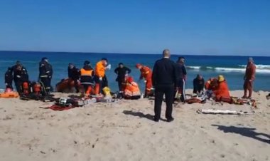 Doi scafandri care supravegheau lucrările de nisipare a plajei, în Eforie Nord, au murit înecați