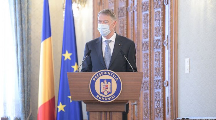 Iohannis: Calea de ieșire din pandemie este vaccinarea în masă. Dragi români, mergeți și vă vaccinați!