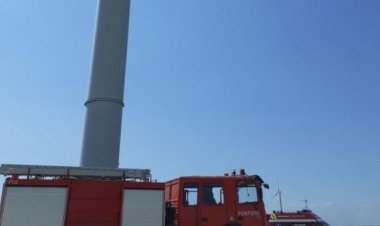 Un muncitor a murit după ce a rămas blocat într-o turbină eoliană din Chirnogeni