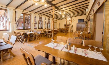 Restaurantele și barurile pot funcționa, de mâine, în intervalul orar 5:00-24:00