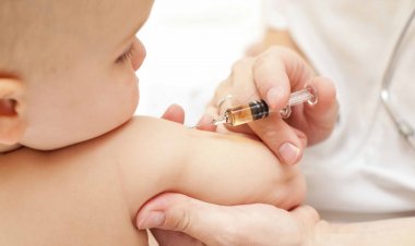 Vaccinarea obligatorie a fost adoptată în unanimitate de Comisia pentru sănătate