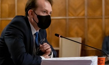 Cîțu: Felicitări tuturor românilor care au contribuit la creșterea economică în 2020 și în 2021