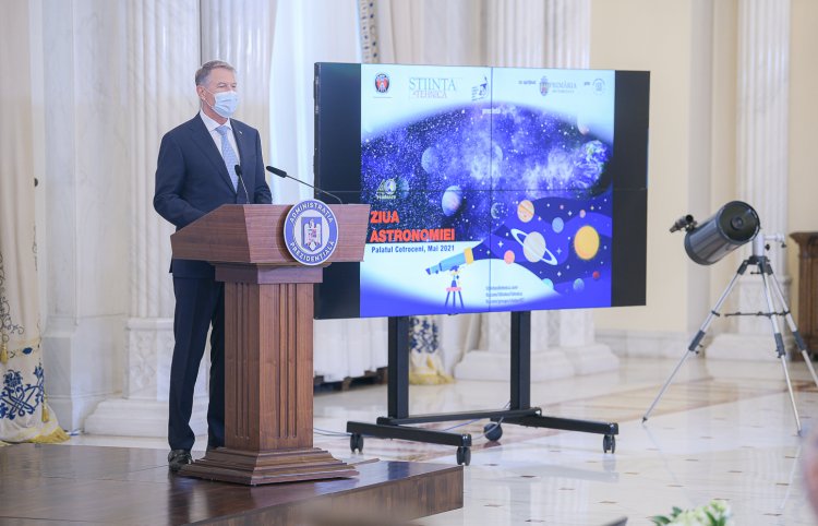 Iohannis, de Ziua Astronomiei: Este un domeniu care m-a pasionat dintotdeauna. Planeta noastră are resurse finite