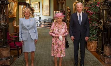 Joe Biden și soția sa, primiți de Regina Elisabeta a II-a la Castelul Windsor