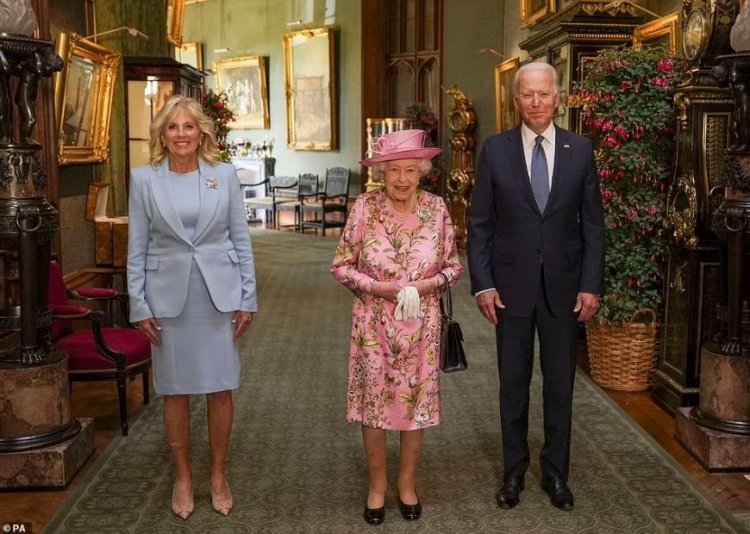 Joe Biden și soția sa, primiți de Regina Elisabeta a II-a la Castelul Windsor