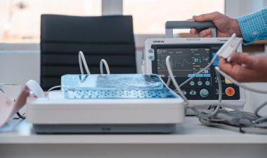 Rompetrol a achiziționat și donat aparatură medicală pentru centrul de sănătate din comuna Corbu