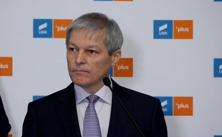 Cioloș: Cei care au stat pe margine, să își asume răspunderea. Ei sunt cei care au prelungit criza