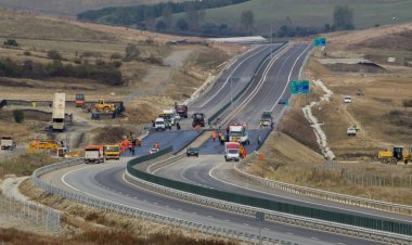 Contractul pentru secţiunea 4 a autostrăzii Sibiu-Piteşti a fost semnat cu 2 ani întârziere