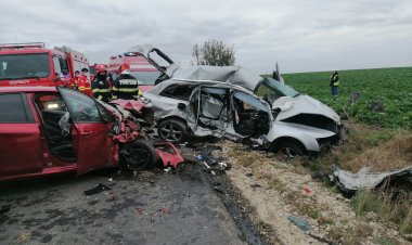 Accident grav între Topraisar și Mereni. Trei persoane au decedat în urma impactului