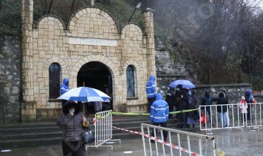 Pelerinajul de la mănăstirea Peștera Sfântului Apostol Andrei se va desfășura conform regulilor de siguranță