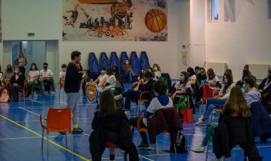 Robert Diaconeasa, de vorbă cu copiii și tinerii din Constanța, despre implicare civică și voluntariat