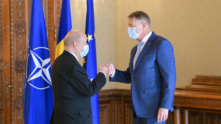 Iohannis l-a primit pe ministrul de Externe al Franţei: Prezenţa oficialului francez la Bucureşti, încă o dovadă a cooperării celor două state