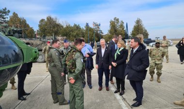 Delegație a Congresului SUA, în Baza 57 Aeriană de la Mihail Kogălniceanu