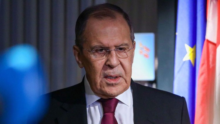 Serghei Lavrov acuză Occidentul că se pregăteşte de război cu Rusia