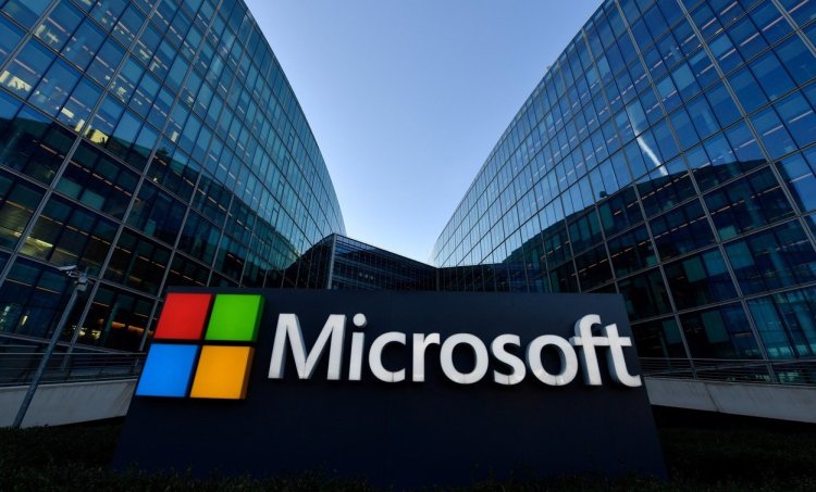 Microsoft suspendă vânzările de produse şi servicii în Rusia