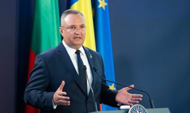 Ciucă: Nu am recomandat şi nu recomandăm cetăţenilor români să părăsească Republica Moldova