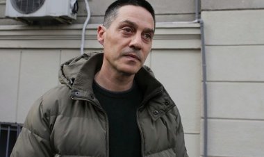 Alexandru Mazăre, condamnat la 3 ani închisoare, s-a predat la Poliţia Capitalei