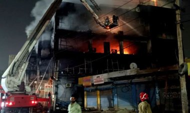 Incendiu la New Delhi, soldat cu 27 de morţi