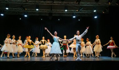 Constănțenii au participat, în premieră, la un spectacol de balet în aer liber