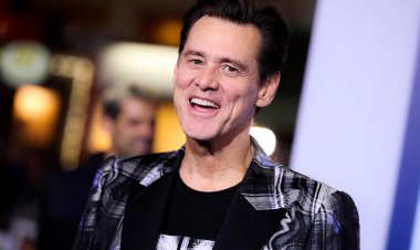 Rusia interzice intrarea pe teritoriul său a actorului Jim Carrey