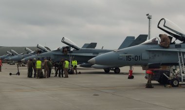 Avioane de tip Eurofighter Typhoon și CF-18 Hornet au aterizat azi în România