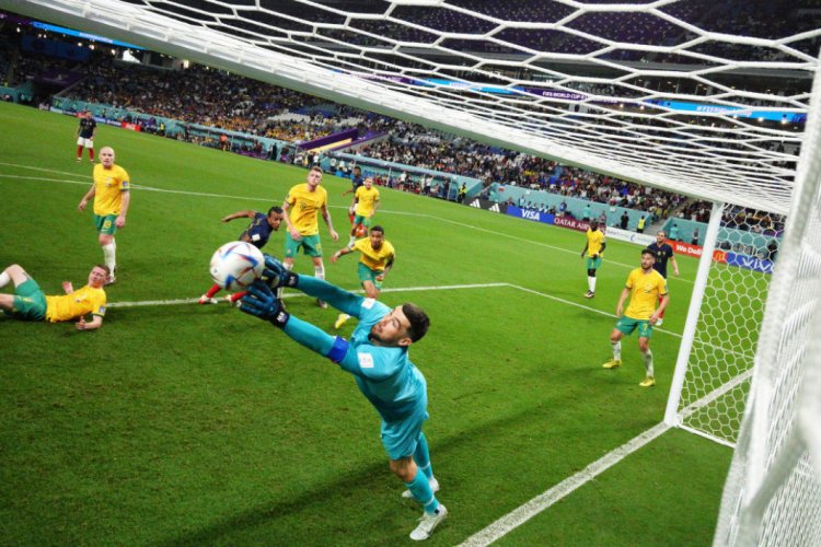 Campioana mondială Franţa a debutat cu o victorie în Qatar, 4-1 cu Australia